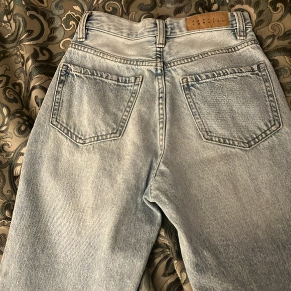 Pacsun flared Jean - Picture 2 of 4
